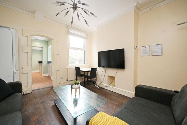 4 bedroom house share to rent - Photo 1