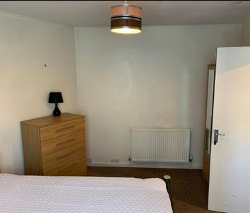 6 bedroom house to rent - Photo 5