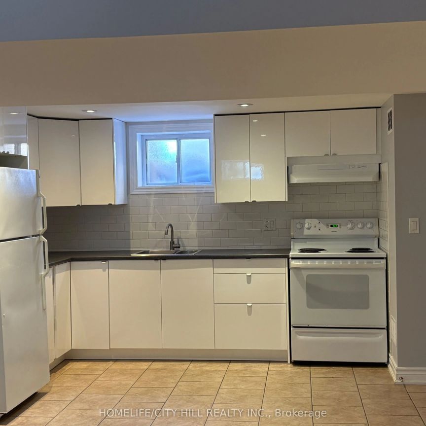 34 Flamborough Drive - Photo 1