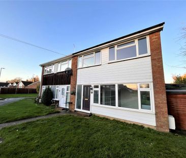 3 bedroom end of terrace house to rent - Photo 4