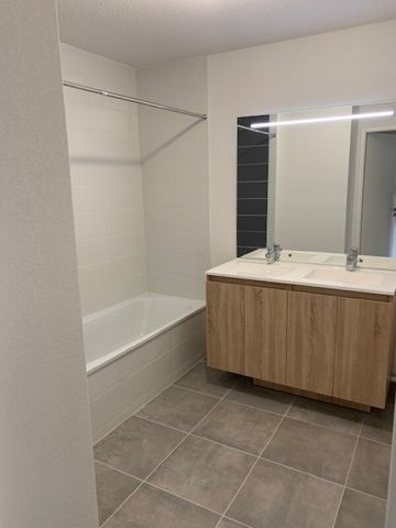 Location Appartement 3 pièces 64m² TOULOUSE 31200 - Photo 3