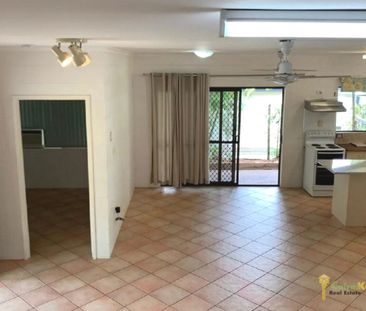 A Home & Location That Everyone Will Love!! - Photo 5