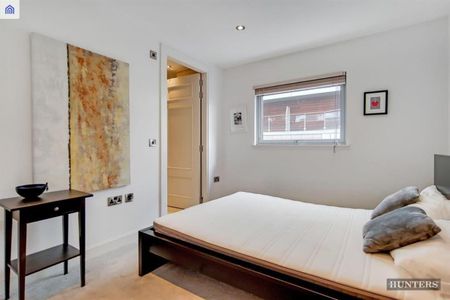 PENTHOUSE, Commercial Road, London, E1 - Photo 5