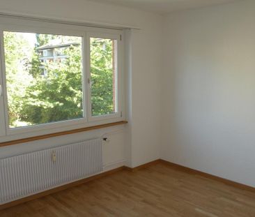 Charmante 4-Zimmerwohnung an zentraler Lage - Photo 2