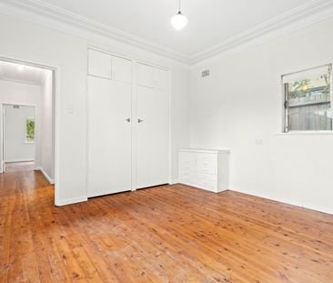 230 Gertrude Street, Gosford - Photo 4