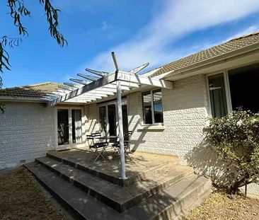 FULLY FURNISHED COSY COTTAGE - Photo 3