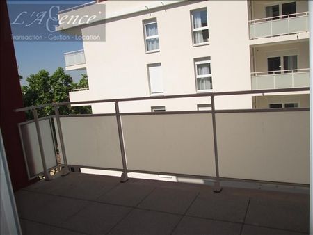 Location Appartement 2 pièces 45m² - Photo 3