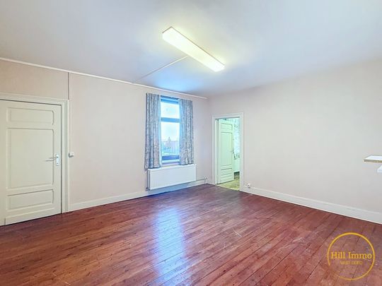 Te huur: Charmante rijwoning met authentieke gevel in het centrum van Kemmel (Heuvelland) - Photo 1