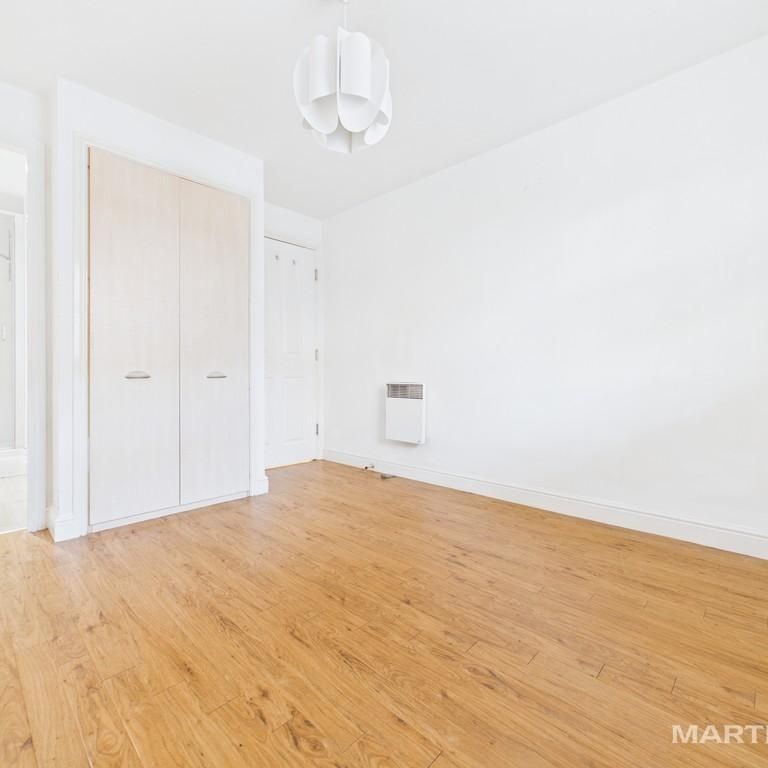 2 bedroom ground floor flat to rent - Photo 1