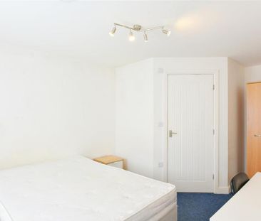 4 bedroom house to rent - Photo 2