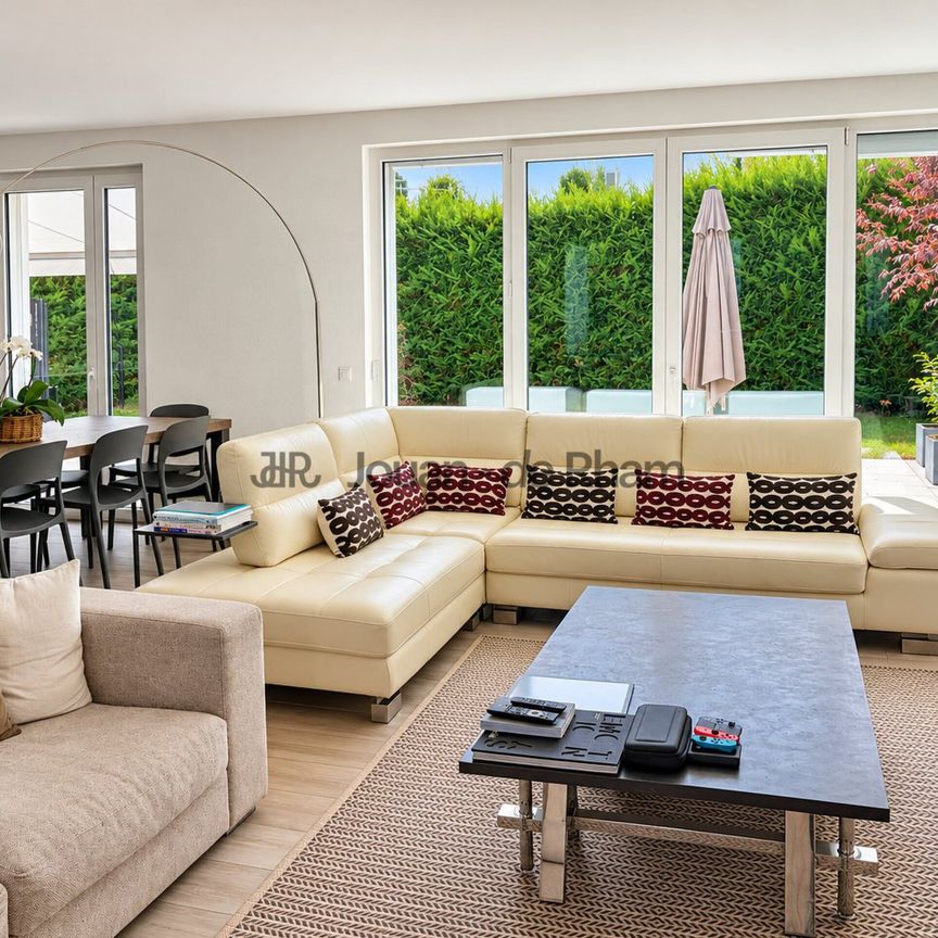 4.5 room villa with garden and covered parking for two vehicles - Photo 1