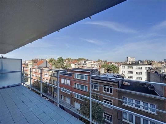 Appartement te huur - Photo 1