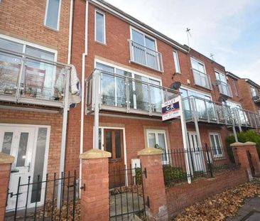 St Nicholas Road, Hulme, Manchester, M15 - Photo 3