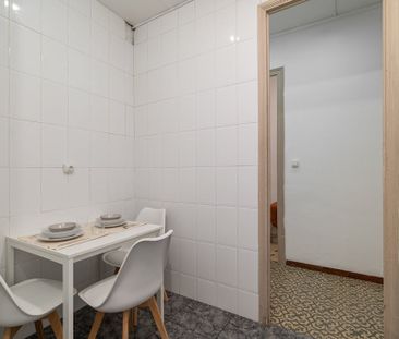 Carrer de Calàbria, Barcelona, Catalonia 08015 - Photo 6