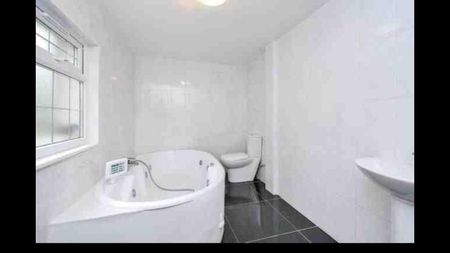 Room in a Shared House, Stroud Road, SE25 - Photo 5