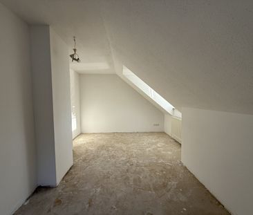 Gepflegte DHH, in grüner und ruhiger Wohnlage ***Vollkeller mit beh... - Photo 1