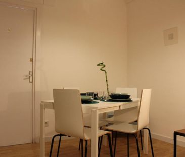 Large room in Roger de Flor street - Photo 3