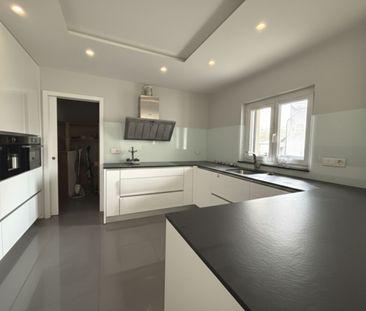 Beautiful detached house in the center of Bière - Photo 1