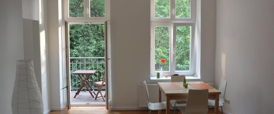 Altbau: Zentral und ruhig mit Balkon!!! Wohnen auf Zeit. - Foto 1