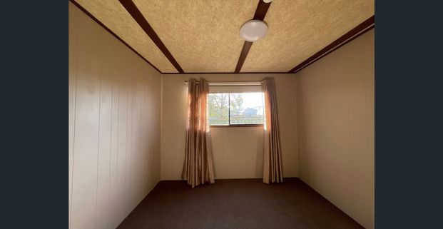 ONE BEDROOM UNIT ! - Photo 1