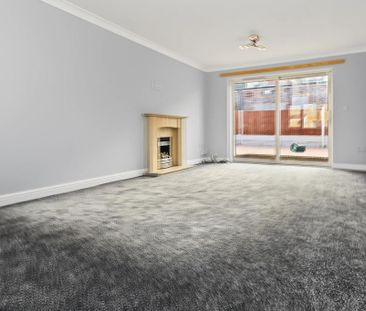 4 bedroom detached house to rent - Photo 4
