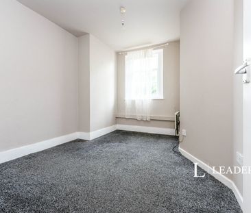 2 bedroom flat to rent Duncombe Street, Bletchley, MK2 2LY - Photo 1