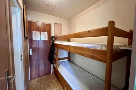 Location studio Antibes Bréguières dans résidence de standing avec piscine et tennis - Photo 2