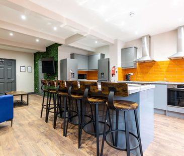 OX Living is proud to present this high-quality 8-bedroom co-living... - Photo 5