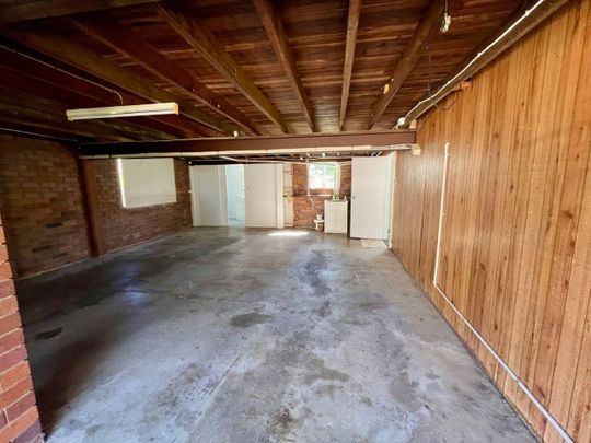 Modern Highset Home in Norman Gardens ! - Photo 1