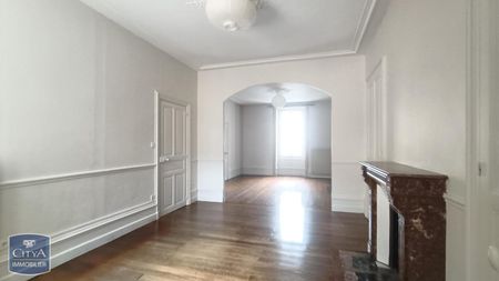 Location Maison 6 pièces 141m² CHATEAUROUX 36000 - Photo 3