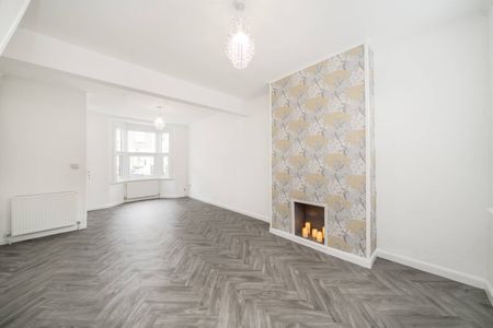 Glenavon Road, E15 - Photo 2