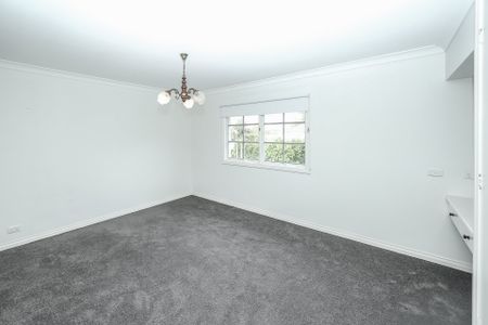 Palatial Home - Balwyn High School Zone - Photo 2