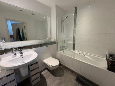 2 bedroom apartment to rent - Photo 5