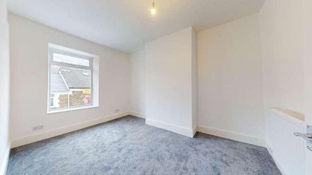 Alma Street, Bleanau Gwent, Abertillery, NP13 - Photo 3