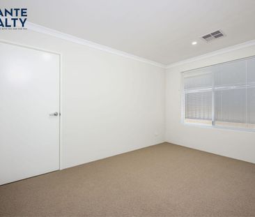 🌊 MODERN COASTAL LIVING IN NEW FAMILY HOME - Photo 6