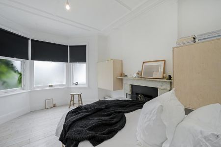 2 bedroom ground floor flat to rent - Photo 3