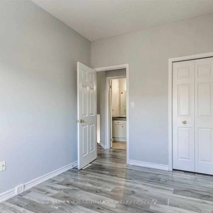 For Lease - 85 Bankside Drive Unit# B13, Kitchener, Ontario - Photo 1