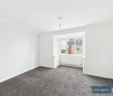 Churchill House, Tyersal Lane, Bradford, West Yorkshire, BD4 - Photo 4