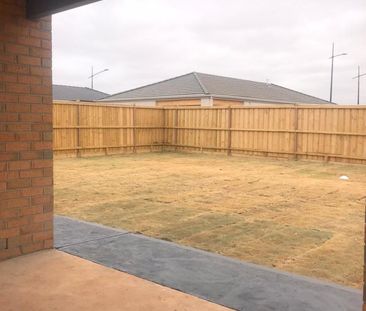 Family Home in Thornhill Park - Photo 5