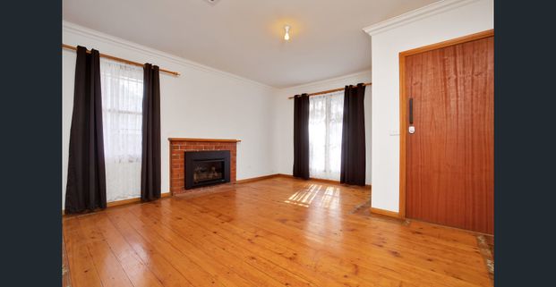 Open-Plan Living Plus Versatile External Bungalow - Photo 1