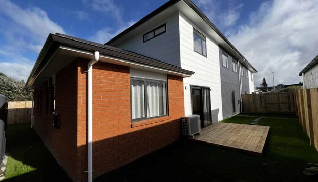 Short walk to Waikato Hospital - Photo 1