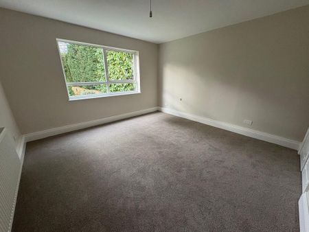3 bedroom flat to rent - Photo 3