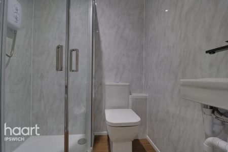 1 bedroom semi-detached house to rent - Photo 5