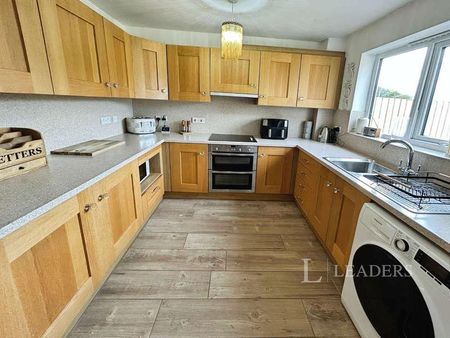 Mallard Court, PE9 - Photo 5