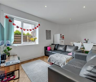 Filton Avenue, - Photo 2