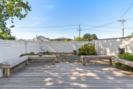 Renovated Bungalow in Mt Eden - Photo 4