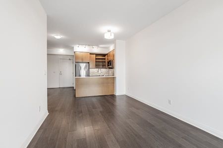 For Lease - 55 Oneida Crescent Unit# 1606, Richmond Hill, Ontario - Photo 3