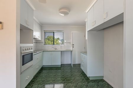 49 Renecol Avenue, Rasmussen - Photo 4