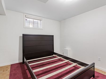 For Lease - 3986 Bloor Street, Toronto, Ontario - Photo 5