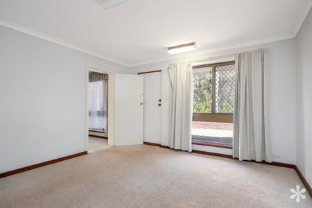 1 Drake Way - Photo 3